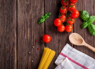 Jak pozbyć się włosów łonowych domowym sposobem?