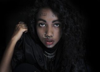 Co włożyć do szafki z butami?