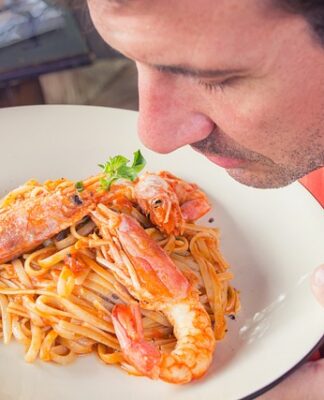 Czy można jeść pancerz krewetek?